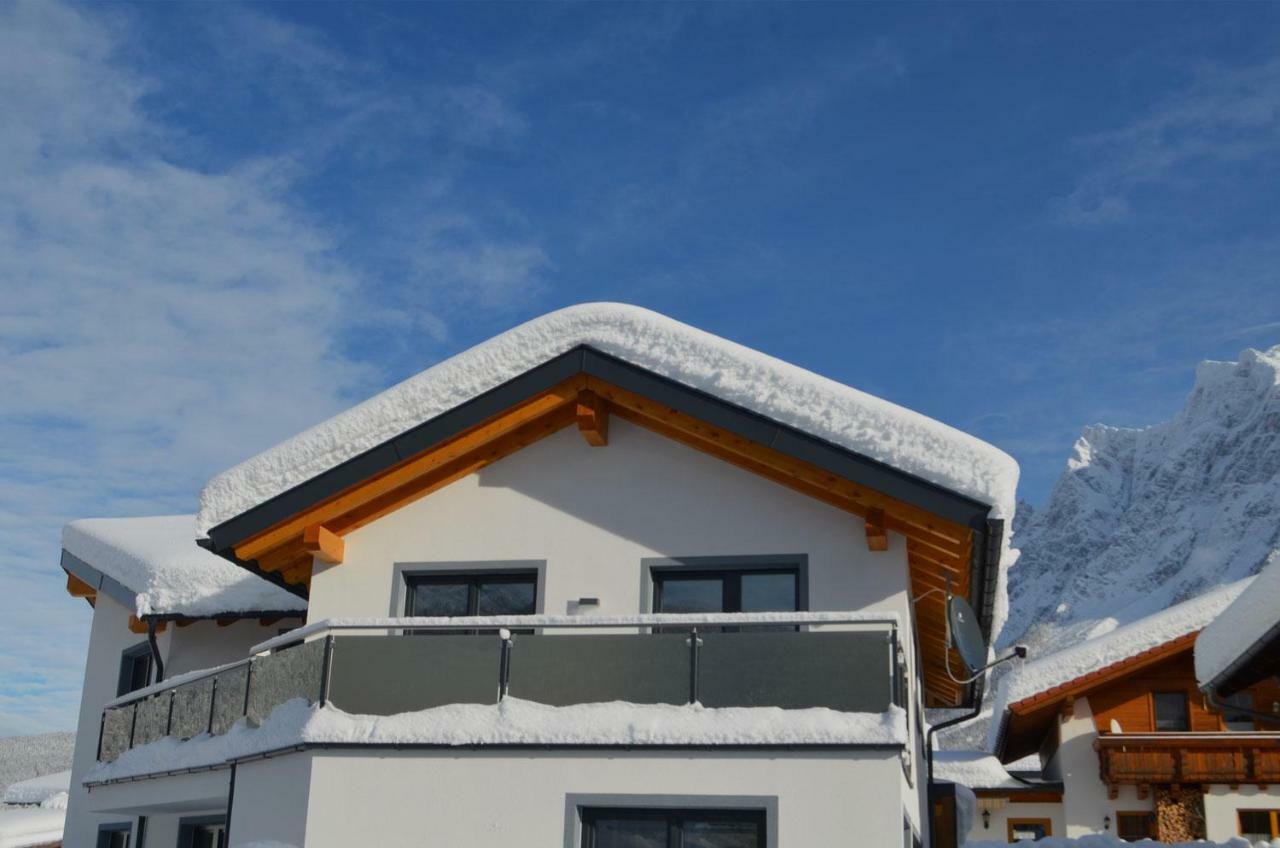 Zugspitzappartements Ehrwald Exterior photo